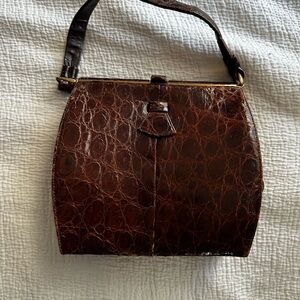 Brown Shoulder Bag with Crocodile Pattern and Flap Closure